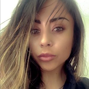 Meet your Posher, Joanna